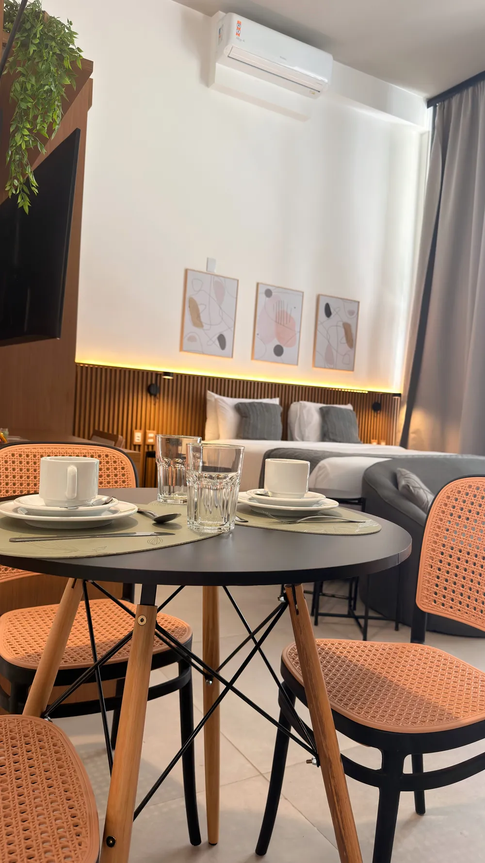 Studio do Heritage X, com cama king, estar e cozinha equipada